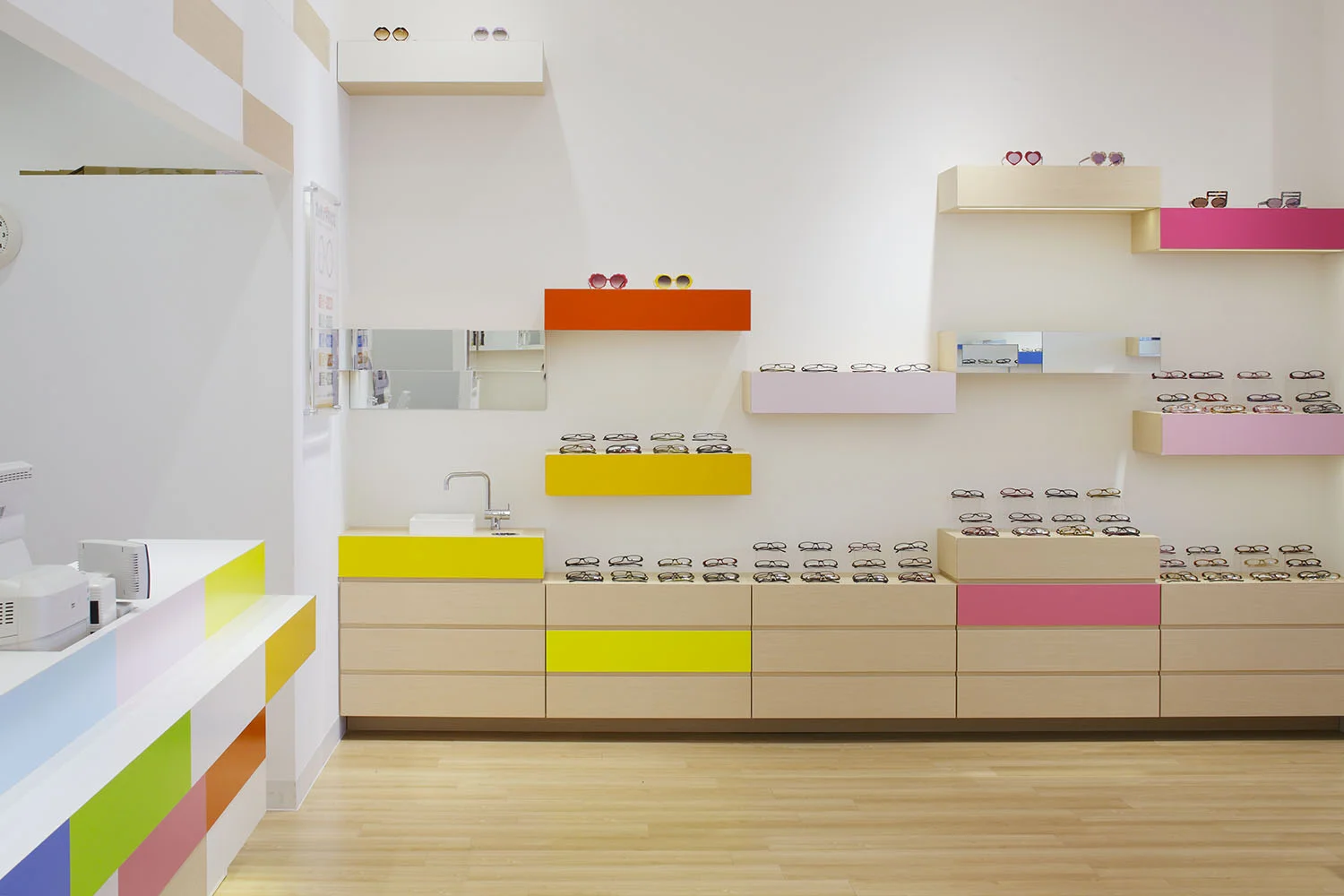 4_emmanuelle_moureaux_zoff.jpg