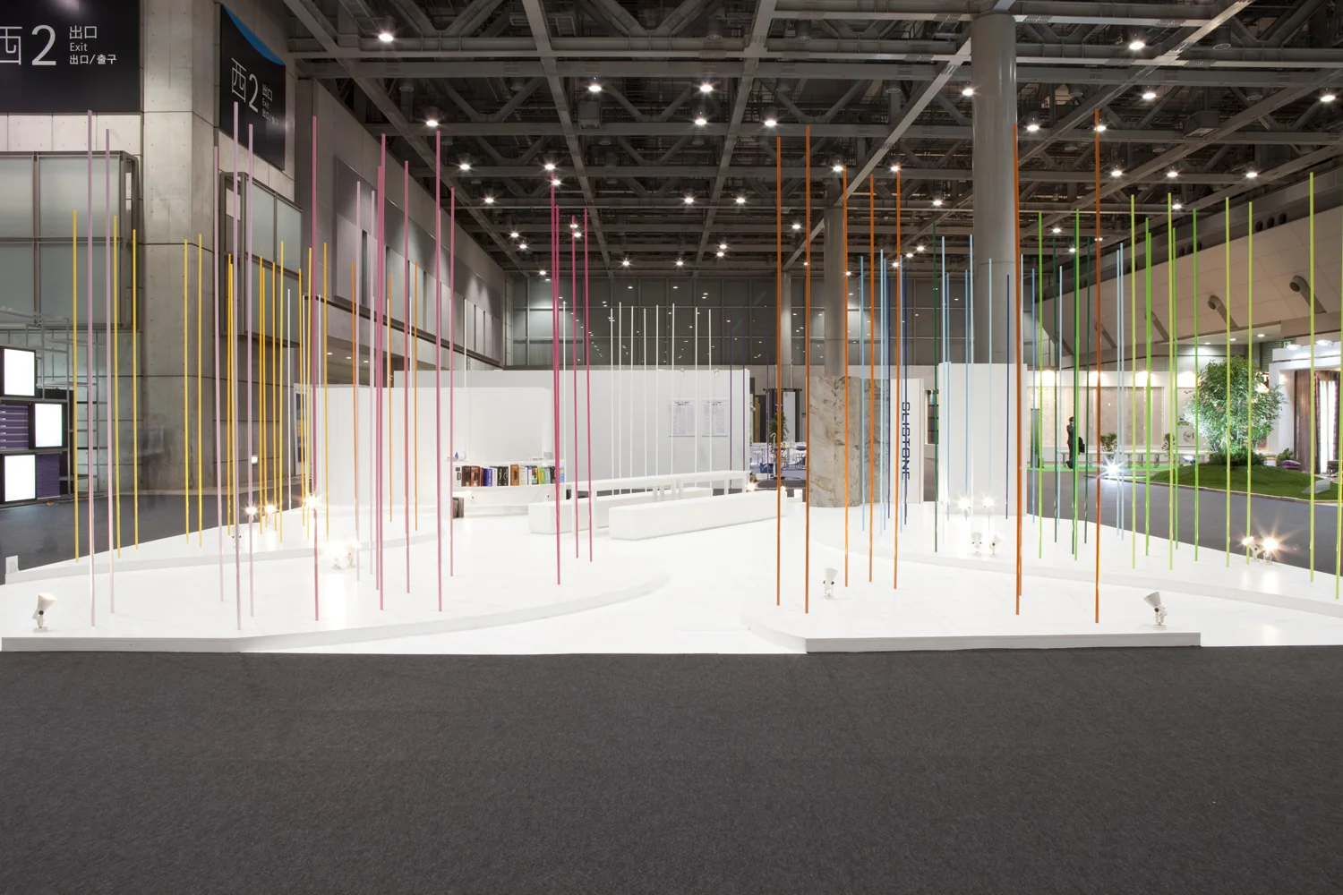 6_emmanuelle_moureaux_sincol.jpg
