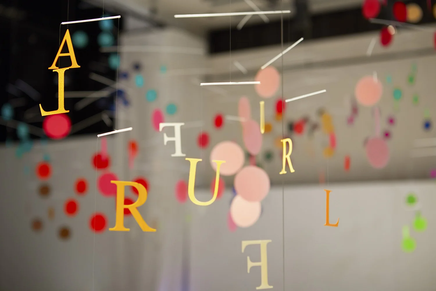 4_emmanuelle_moureaux_100_colors_5_DANCE.jpg