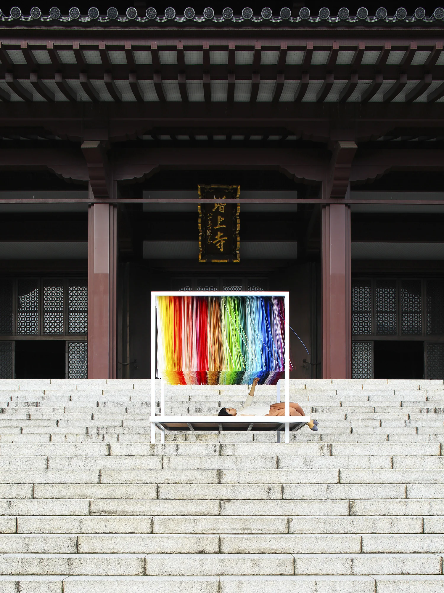 2_emmanuelle_moureaux_100_colors_9.jpg