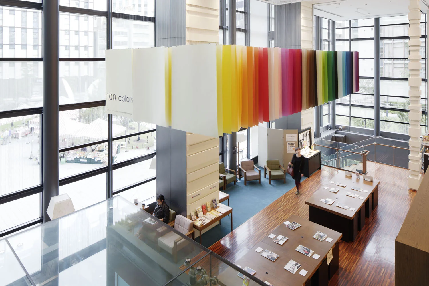 2_emmanuelle_moureaux_100_colors_16_waterras.jpg