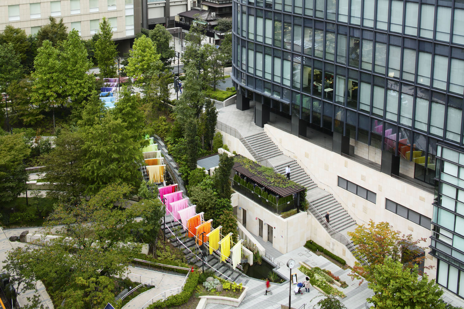 emmanuelle moureaux INC. — 100 colors no.15淡路公園