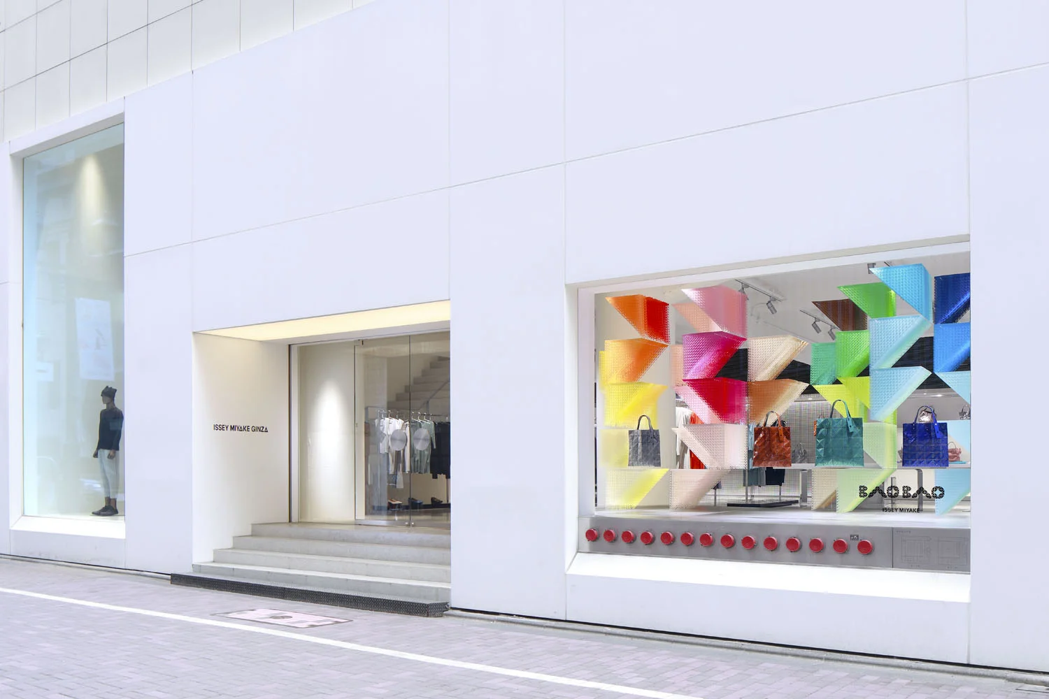 4_emmanuelle_moureaux_rainbow_moire.jpg