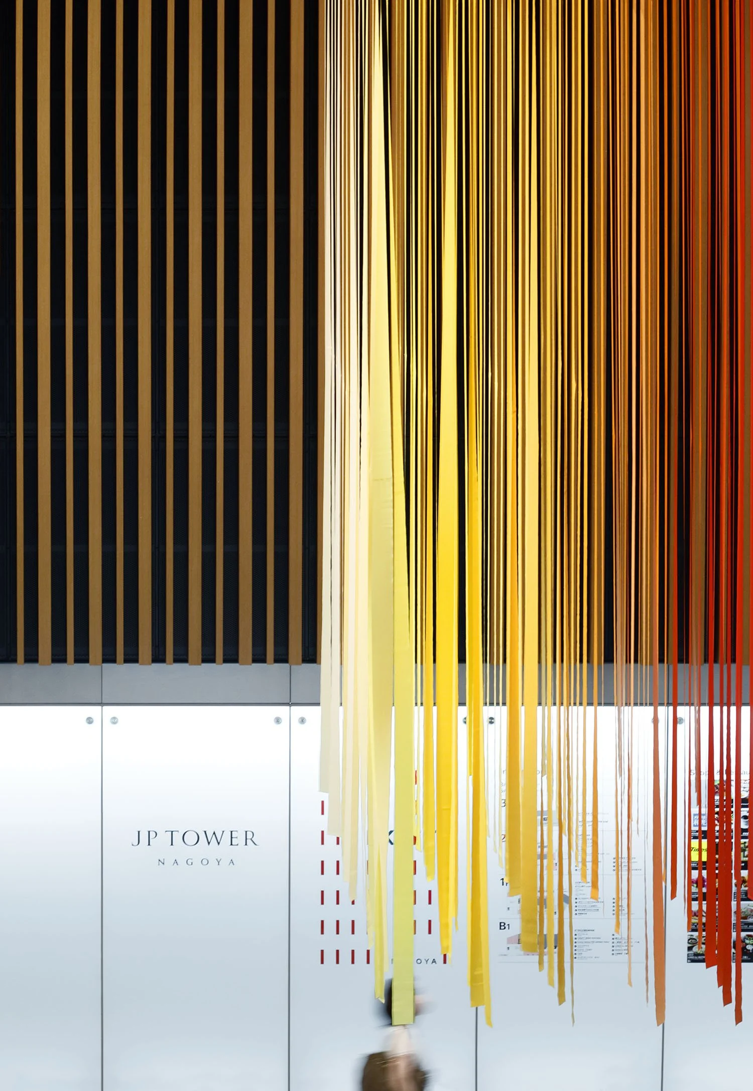 18_emmanuelle_moureaux_100_colors_38.jpg