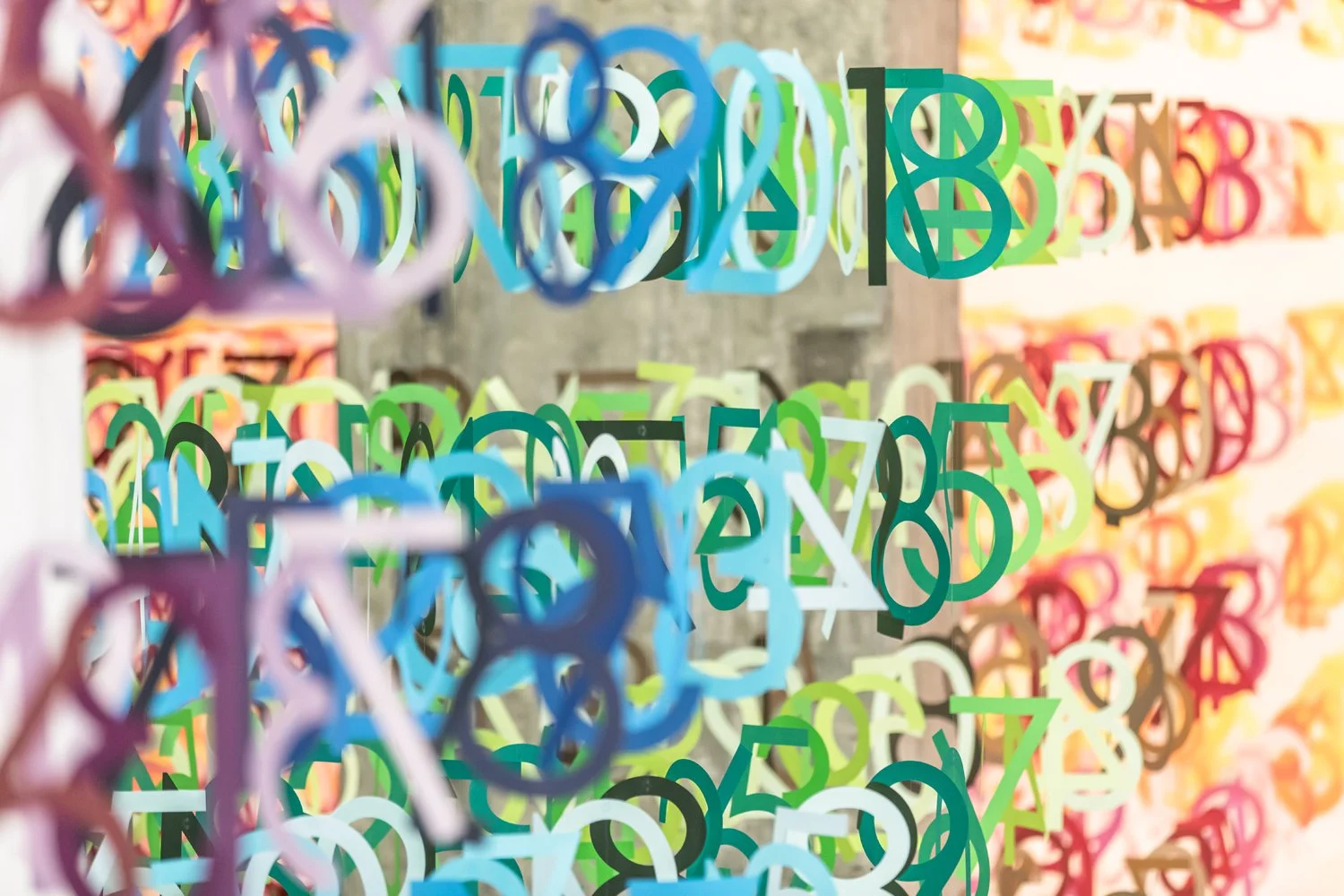 14_emmanuelle_moureaux_100_colors_34.jpg