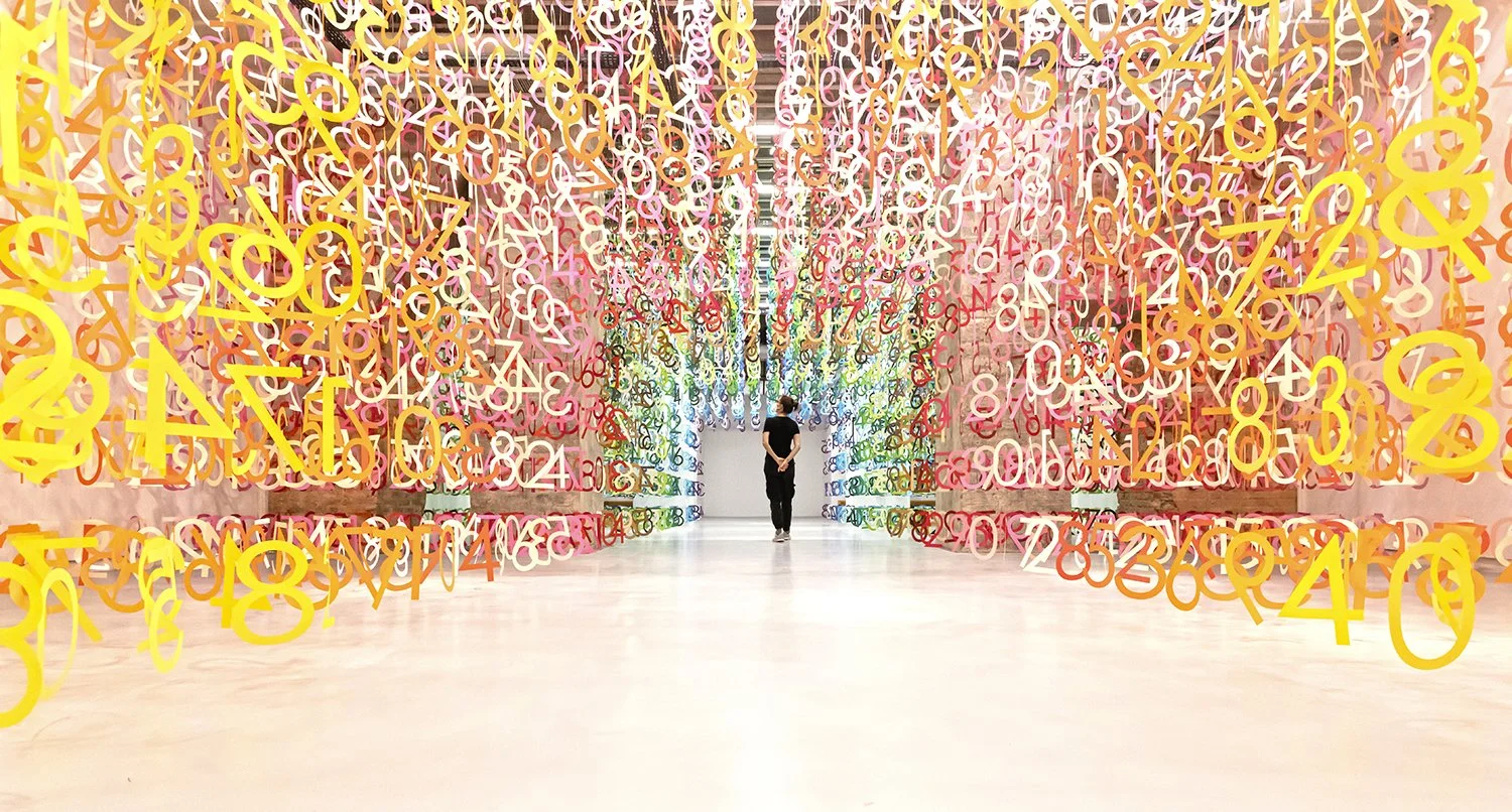 05_emmanuelle_moureaux_100_colors_34.jpg