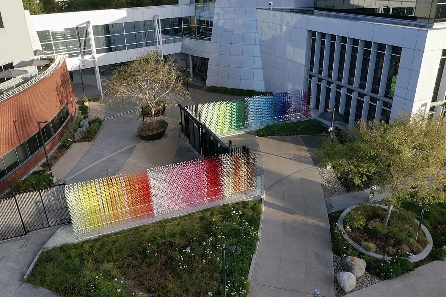 07_emmanuelle_moureaux_100_colors_52_google.jpg