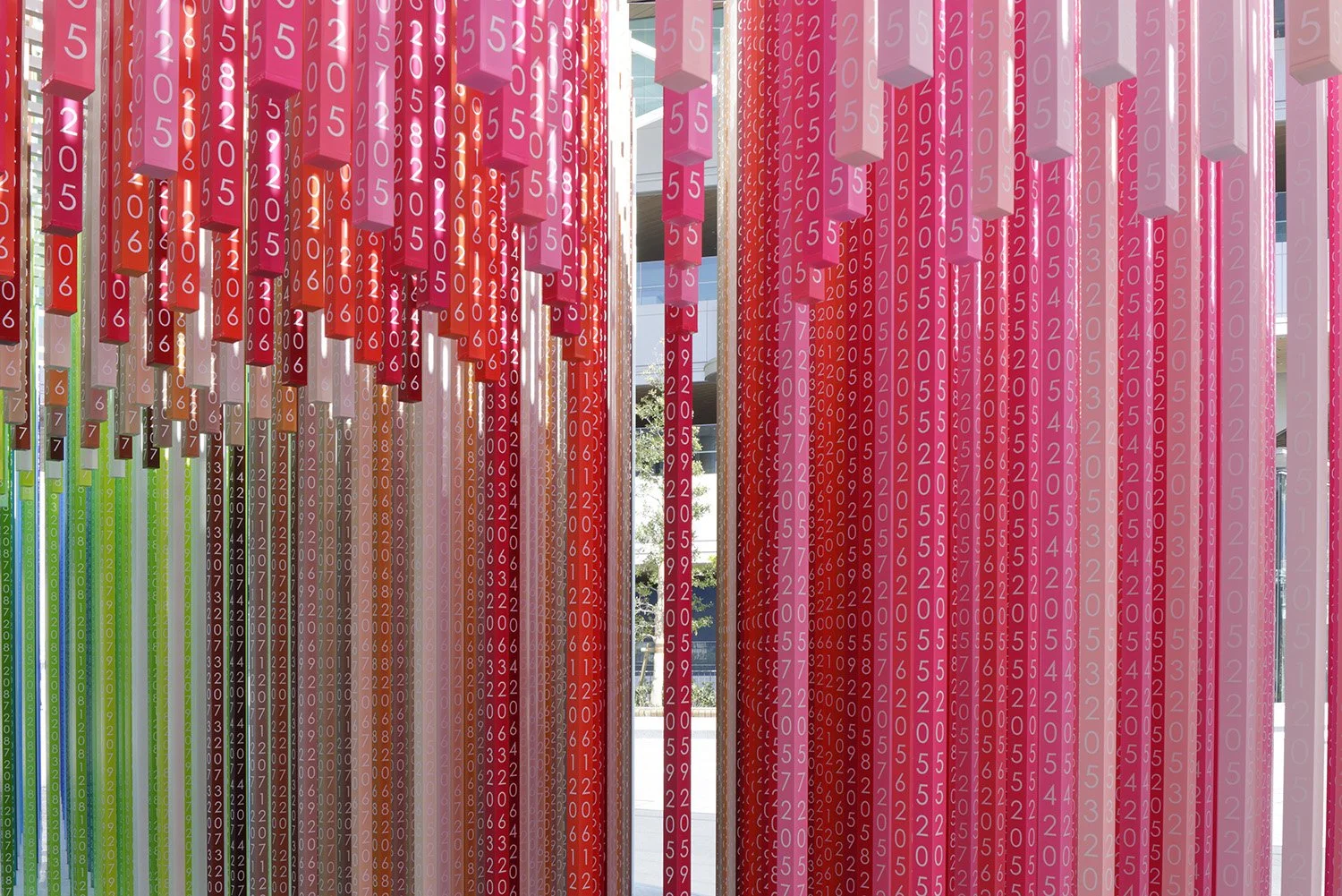 emmanuelle moureaux INC. — 100 colors no.53--「100色の道」