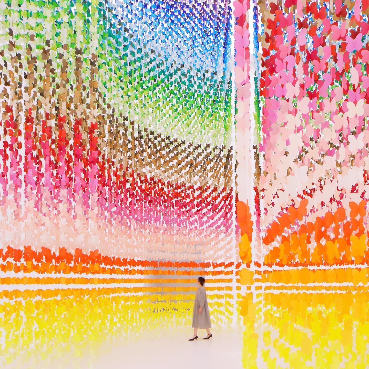 100 colors no.48 &ldquo;100 colors butterflies&rdquo; for @lancomeofficial  is an abstract representation of beauty and eternity. Inspired by the symbolic meaning of butterflies, the 12m high room is filled with 40,000 butterflies in flight, made of 