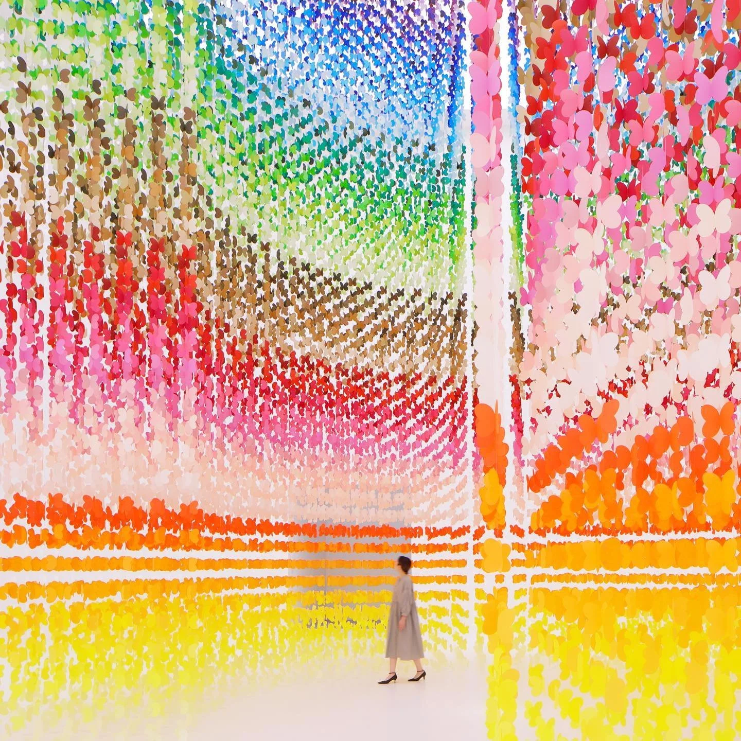 100 colors no.48 &ldquo;100 colors butterflies&rdquo; for @lancomeofficial  is an abstract representation of beauty and eternity. Inspired by the symbolic meaning of butterflies, the 12m high room is filled with 40,000 butterflies in flight, made of 