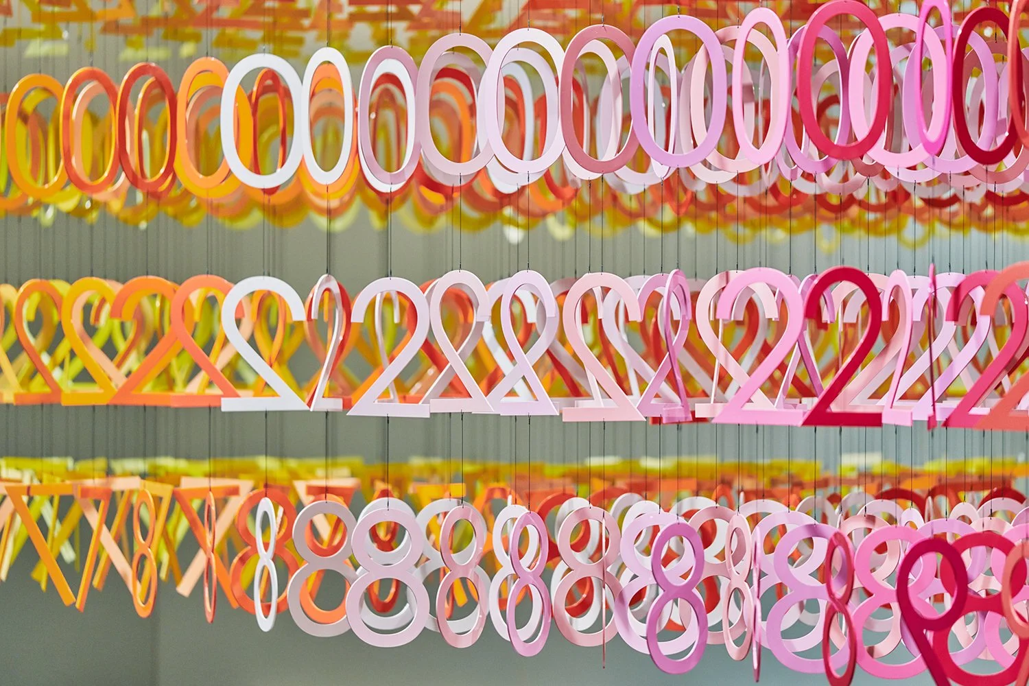 10_emmanuelle_moureaux_100_colors_54.jpg