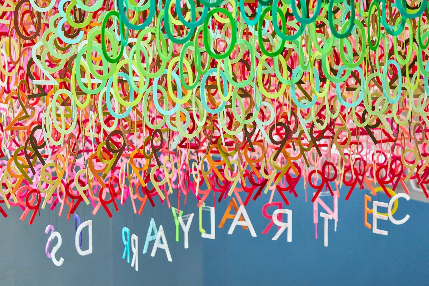12_emmanuelle_moureaux_100_colors_54.jpg