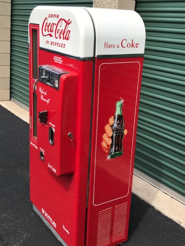 V81D COCA COLA2.jpg