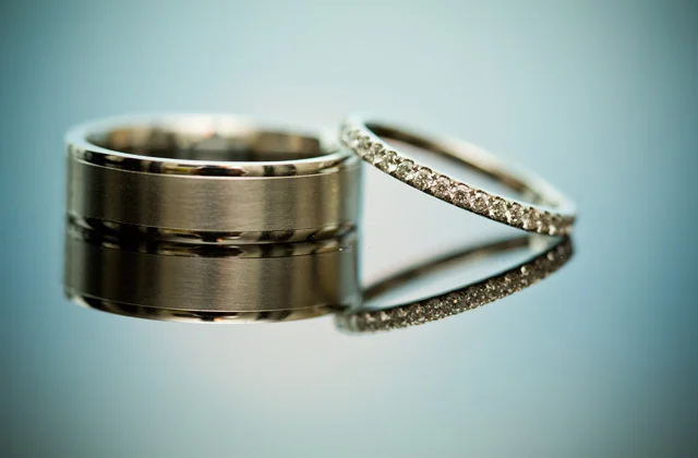 laura-ron-rings.jpg