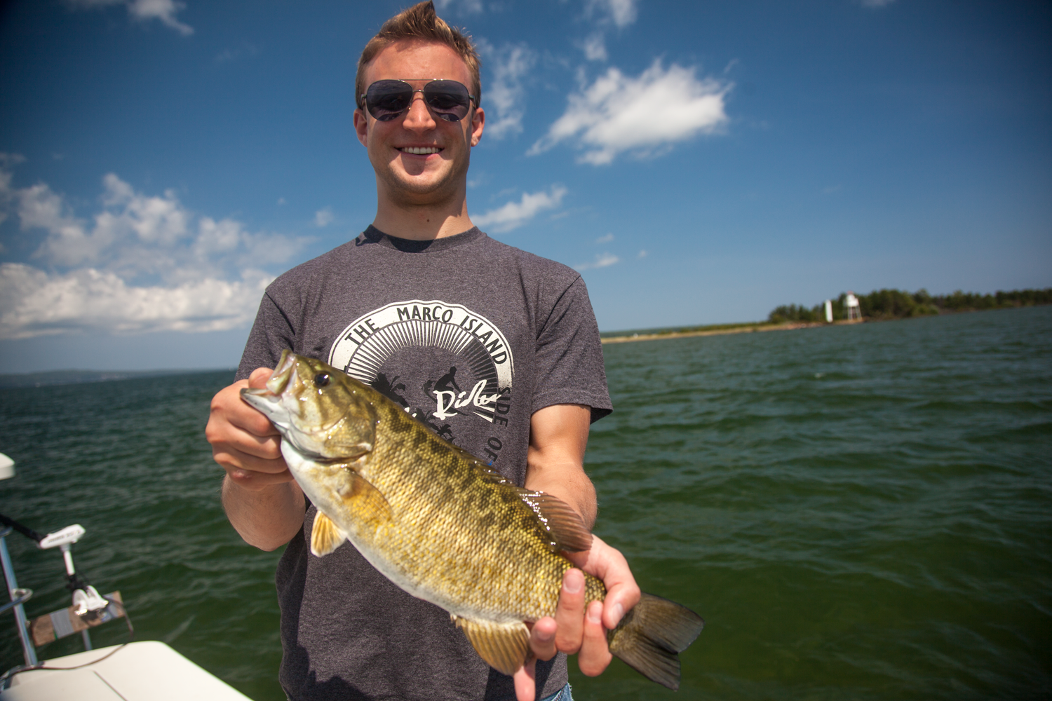 Joe from Illinois with a beuatifully colored Smallmouth caught sight fishing a sand flat off of Long Island. Joe made the right cast and got the job done. Way to go dude!