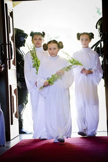 Photo Source: offbeatbride.com