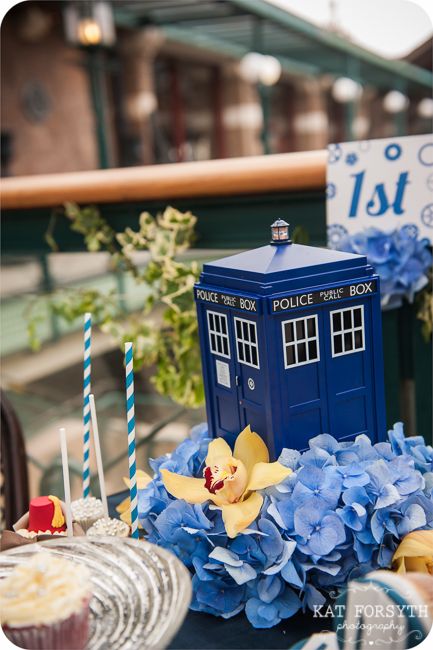  Doctor  Who Wedding  Ideas Ladies Geeking Out