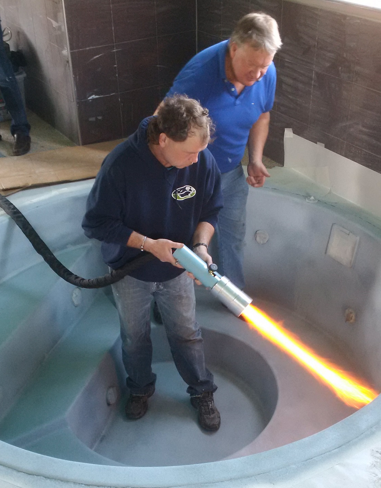 mike cleary training new installer blue horizon on fiberglass surfaces