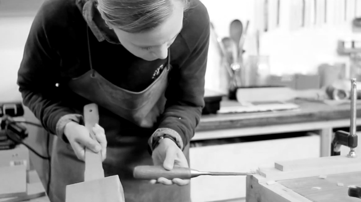 Chiseling out the rabbet against the grain.
