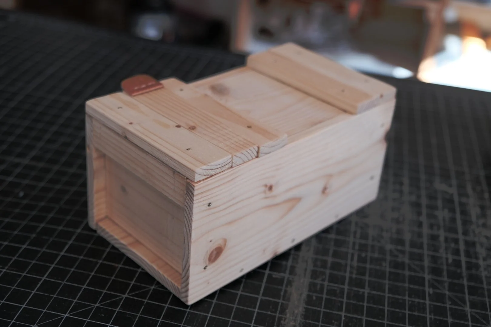 Making a Mini Japanese Toolbox (out of 2x4s)