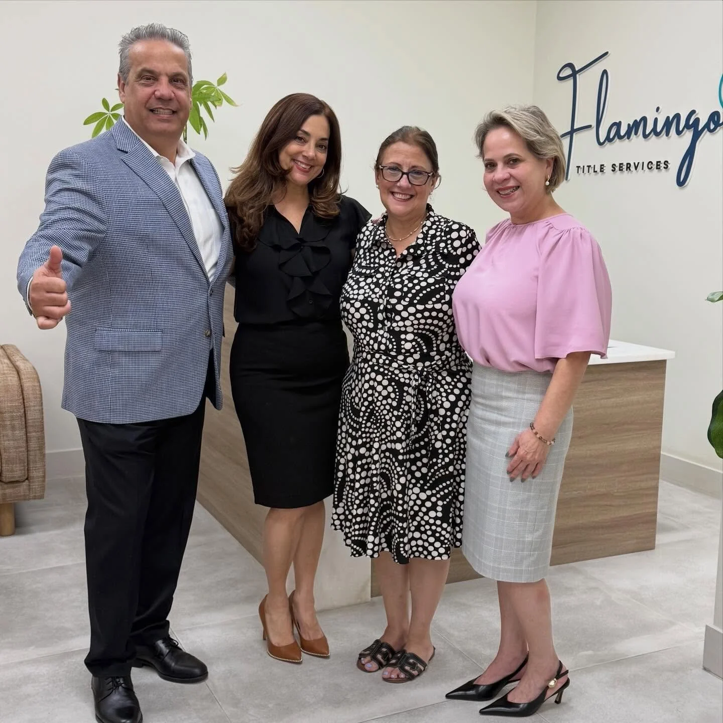 We hear so many great stories at our closing table!  And meet so many great people!  Congrats to this beautiful lady on the purchase of her home with assistance from our amazing friends @suarezteammiami 

#followtheblueflamingo 
#flamingotitleservice