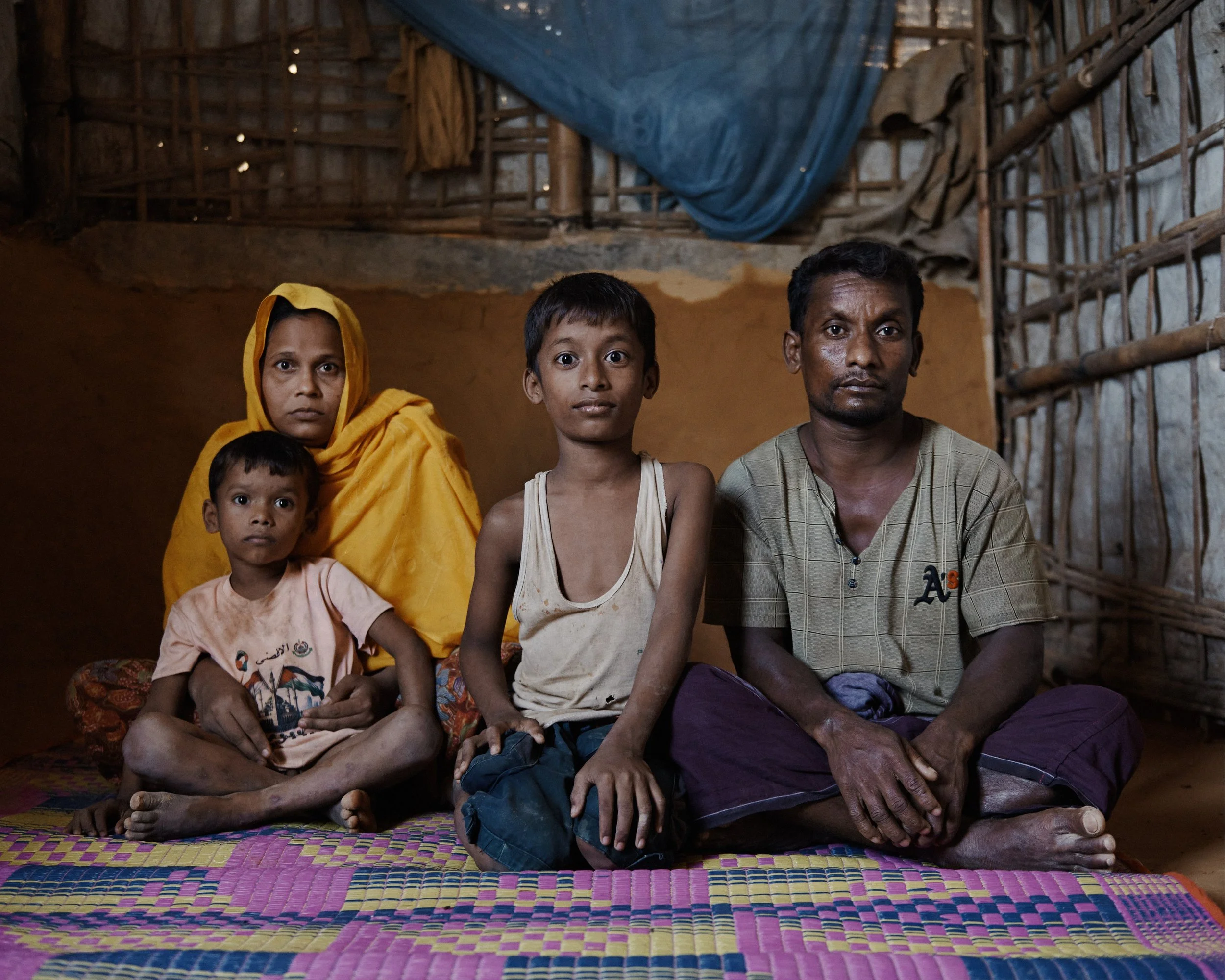  Rohingya family at home 