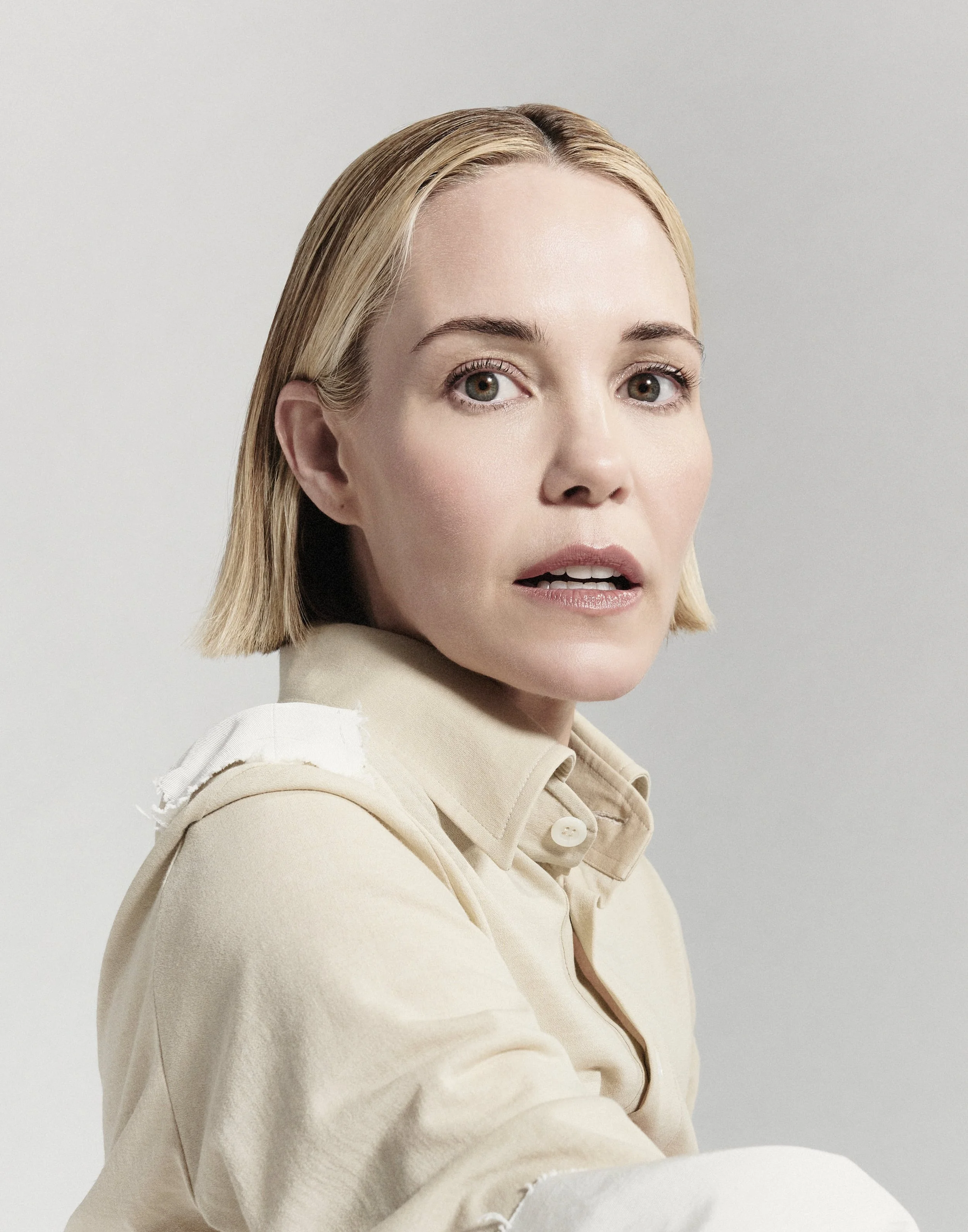 Leslie Bibb