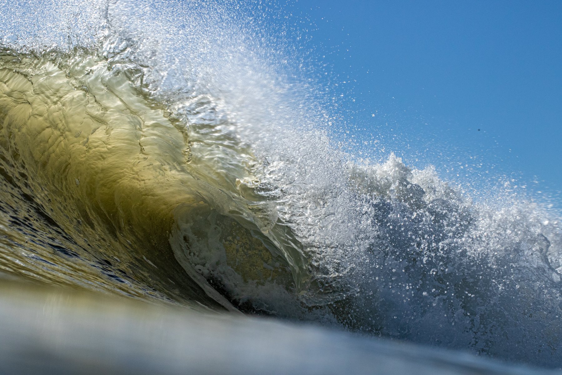 Exploding Right, Hurricane Humberto