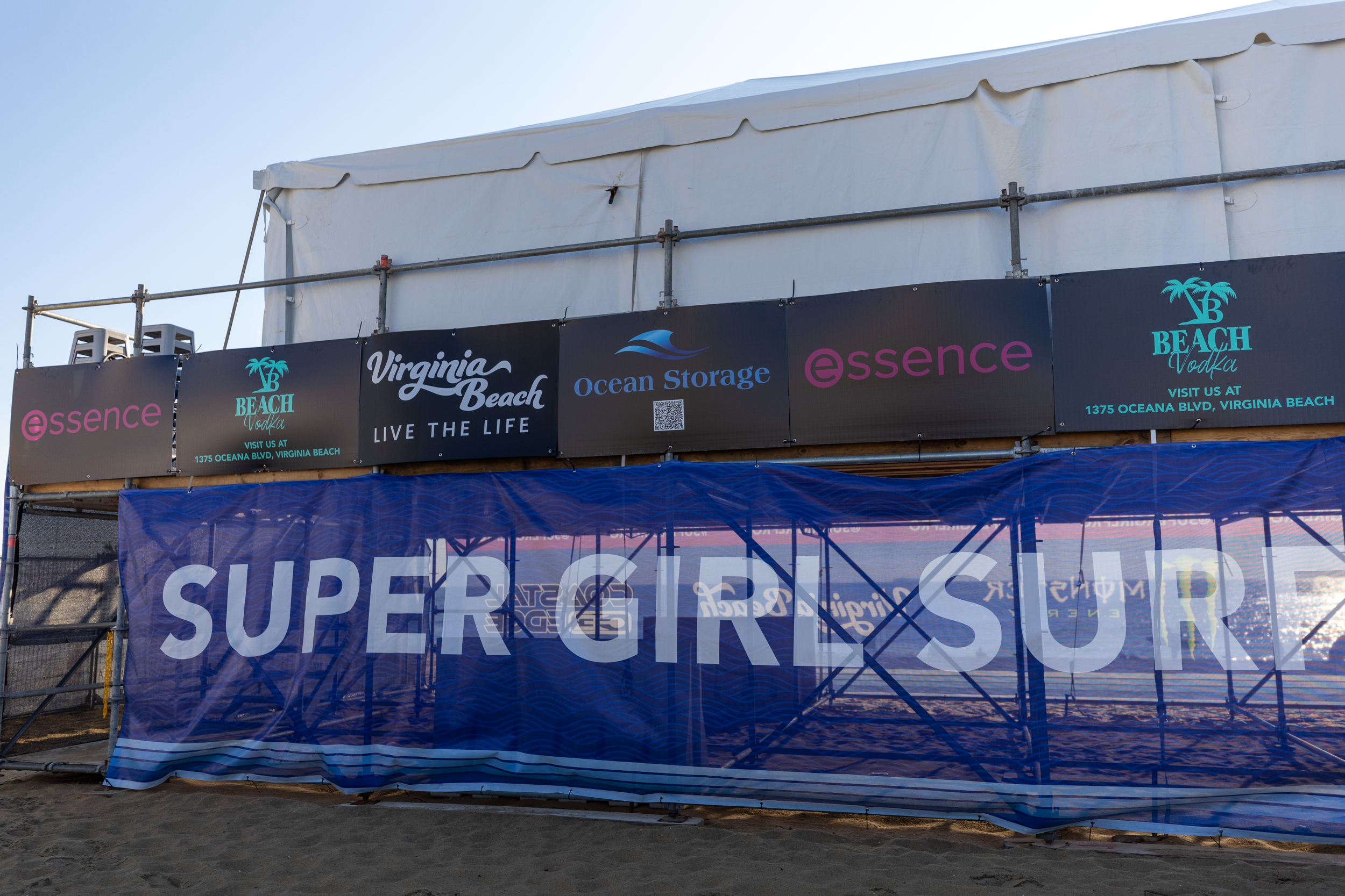 SupergirlSaturday-36.png