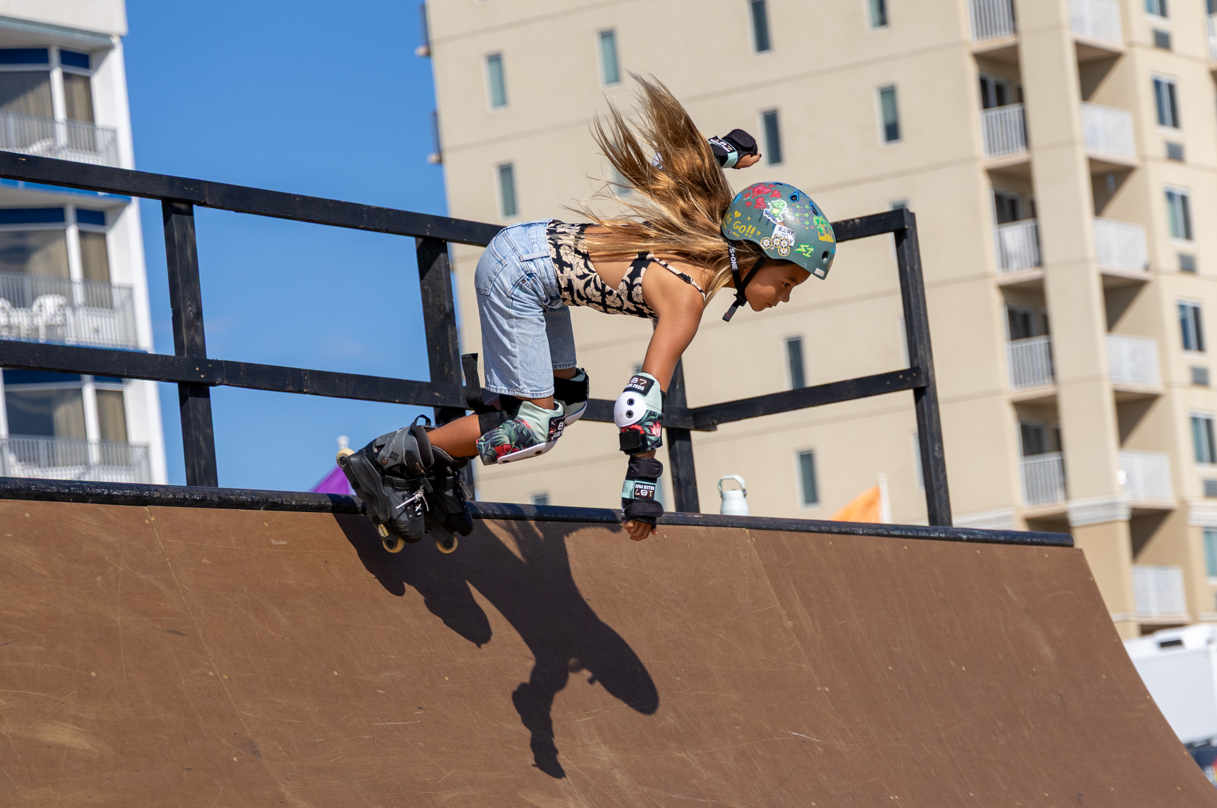 SupergirlSundaySkate-89.png
