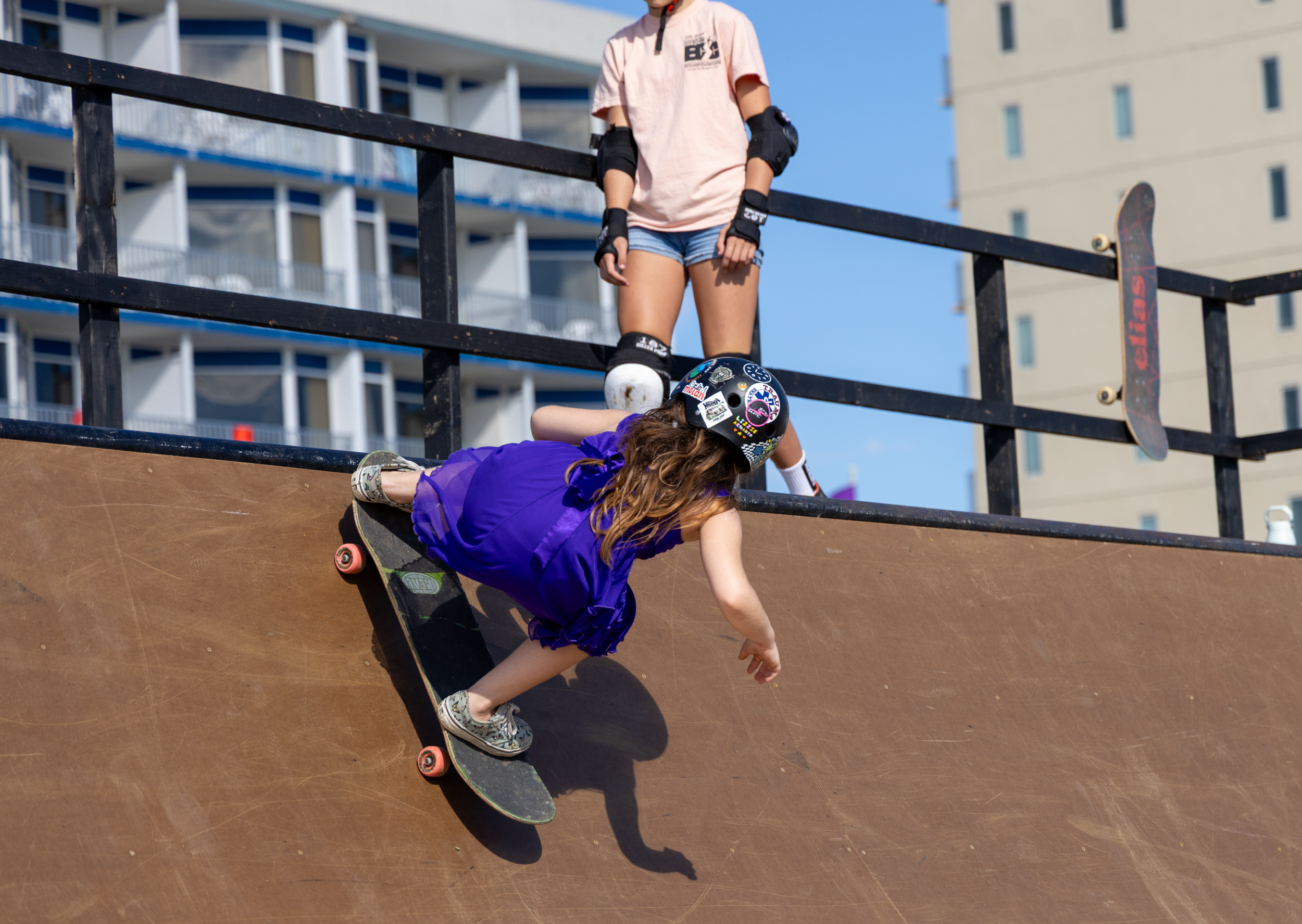 SupergirlSundaySkate-11.png