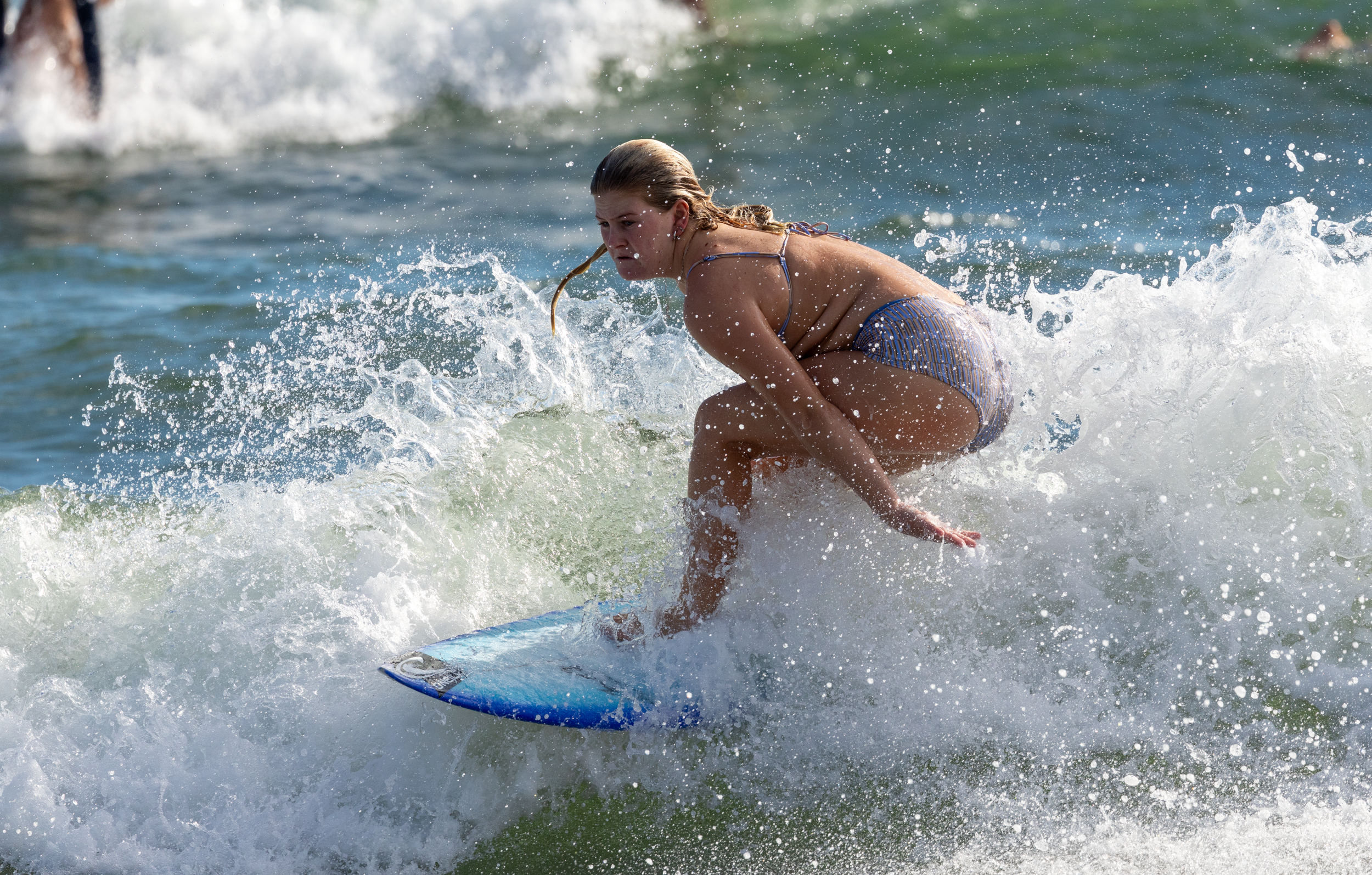SupergirlSundayBeachLens-37.png