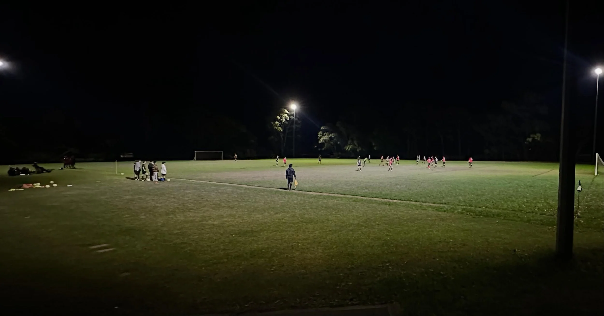 ⚽️ THURSDAY NIGHT CUP FOOTBALL ⚽️

What a night at Samuel King Oval! Under the new lights, our Men&rsquo;s All Age 2 squad battled it out in a tense Damian Miles Cup knockout clash.

After 90 minutes of some stellar high pace football, the boys secur