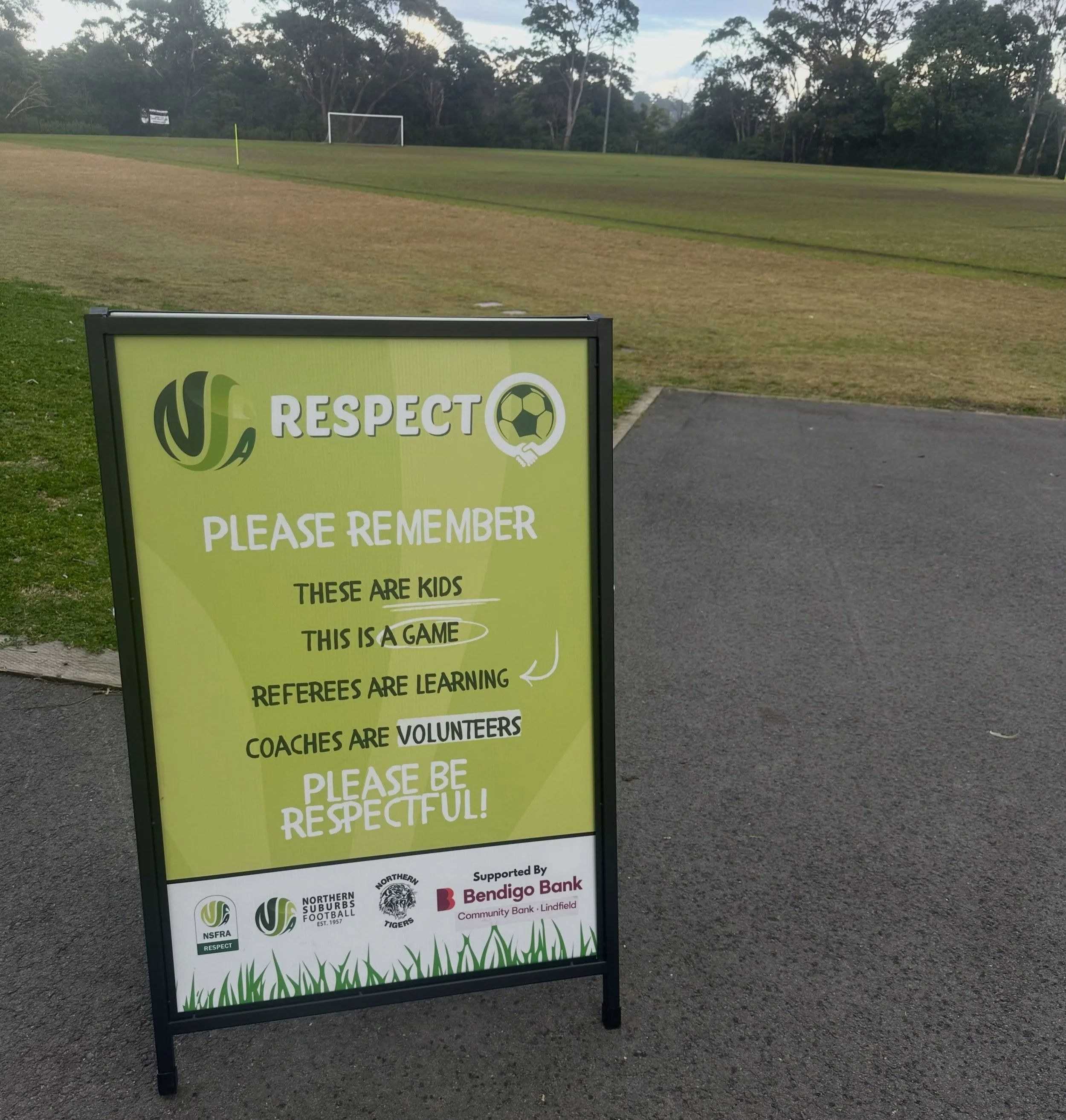⚽ RESPECT- Let the kids be kids this weekend! 🙏

North Turramurra FC is proud to support the @northernsuburbsfootball RESPECT campaign and this weekend&rsquo;s Silence on the Sidelines Round!

Here is what you need to know for matchday:

 🍭 Grab a 