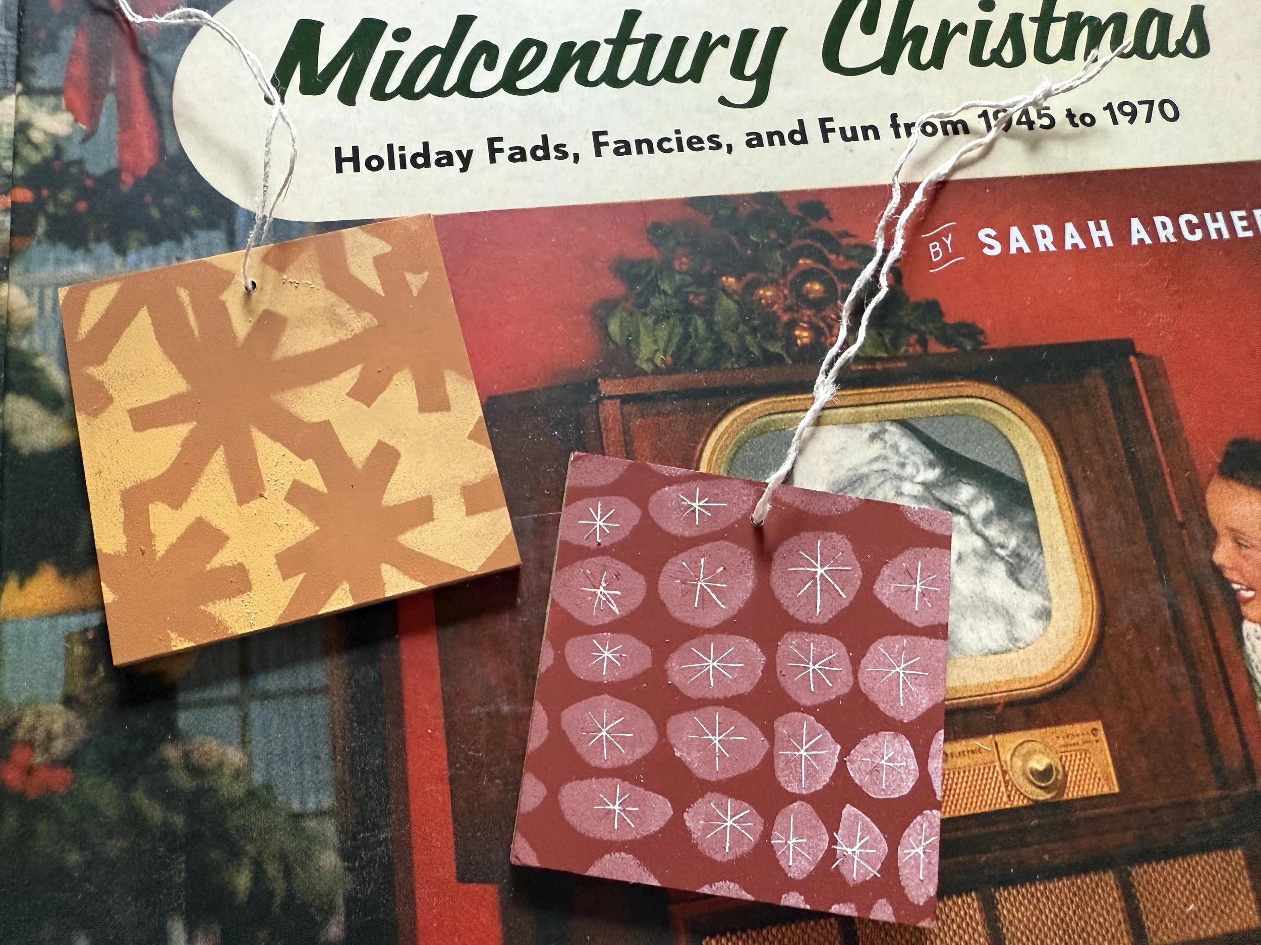 Retro Shapes on Claybord