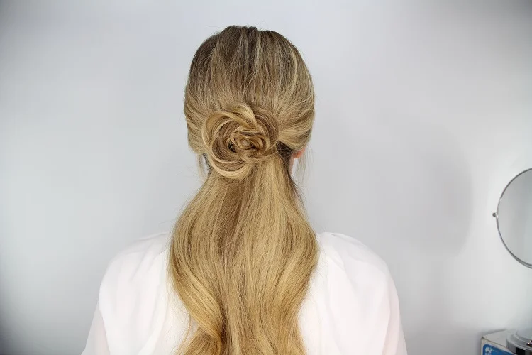 DIY Hair Tutorial Ponytail.jpg