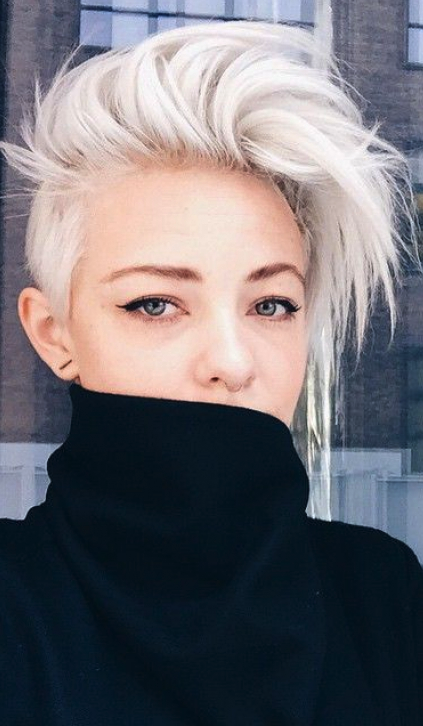 49 Coolest Women's Undercut Hairstyles To Try in 2023