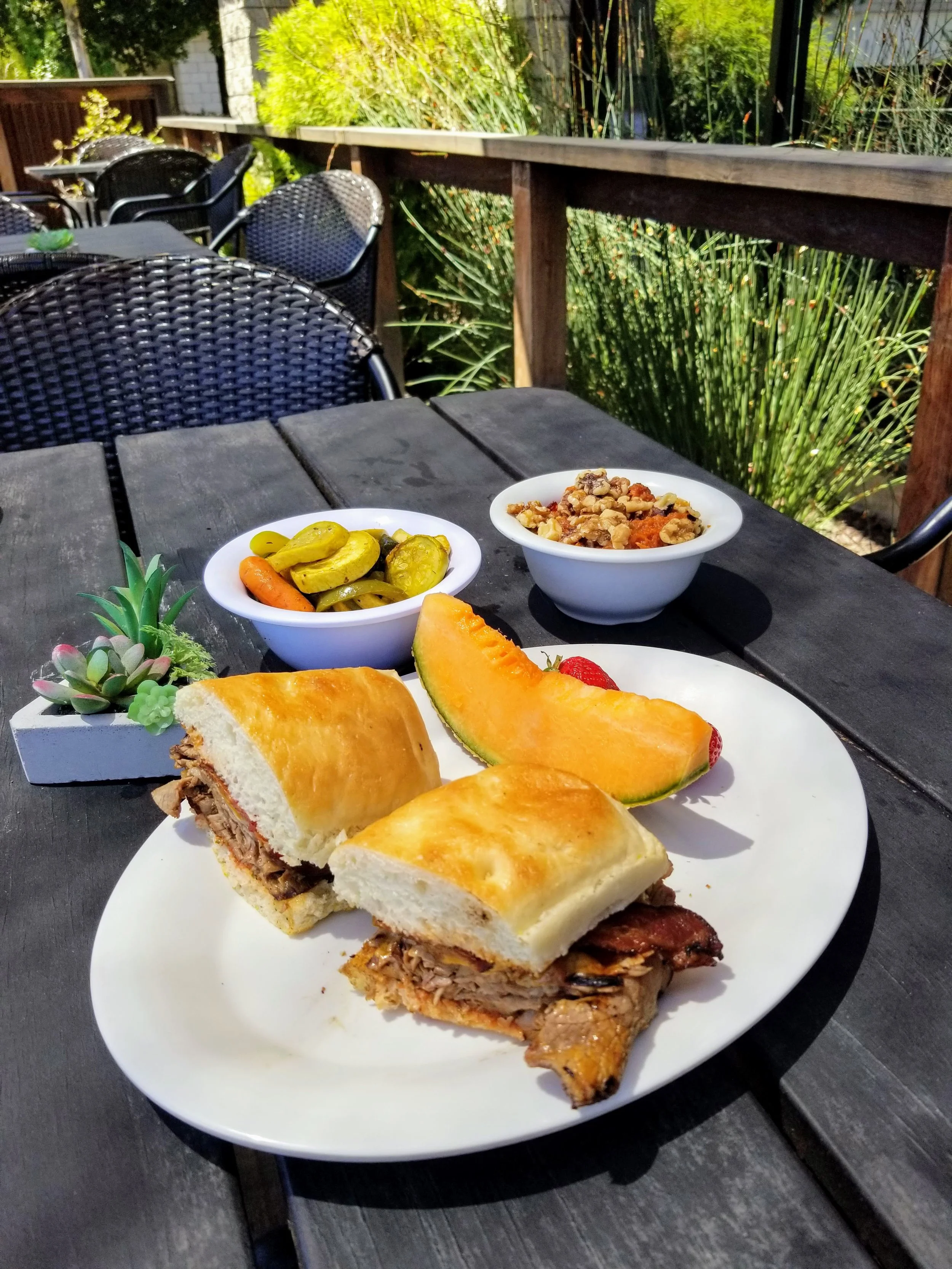 Moxies Cafe.jpg