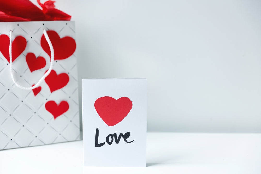 Valentine’s Day Gift Guide 2026: Beauty, Wellness, Fashion &amp; Lifestyle Finds
