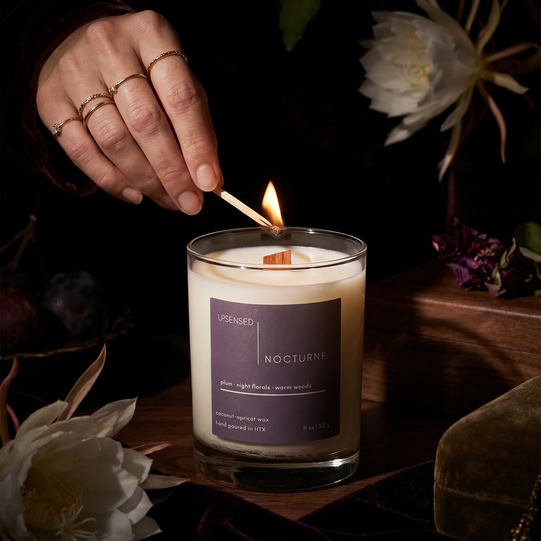 lighting-nocturne-night-floral-candle-upsensed.png.png