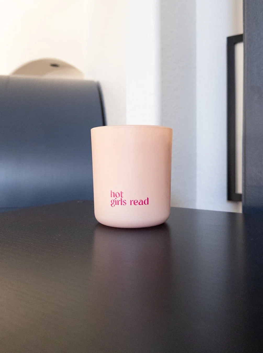 Hot_Girls_Read_Candle.jpg
