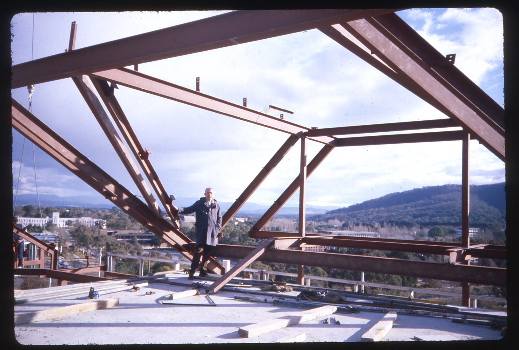 Architect and Polyhedrica Designer Enrico Taglietti as one of his buildings nears completion