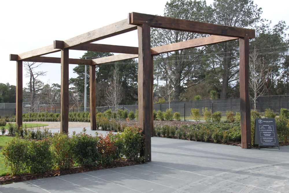 Pergola installed at Pialligo Estate Winery using recycled posts and beams supplied by Thor's Hammer.