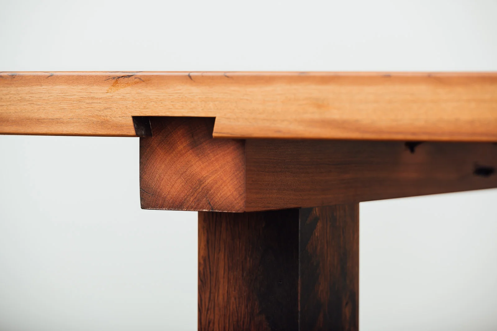 Dovetail join detail