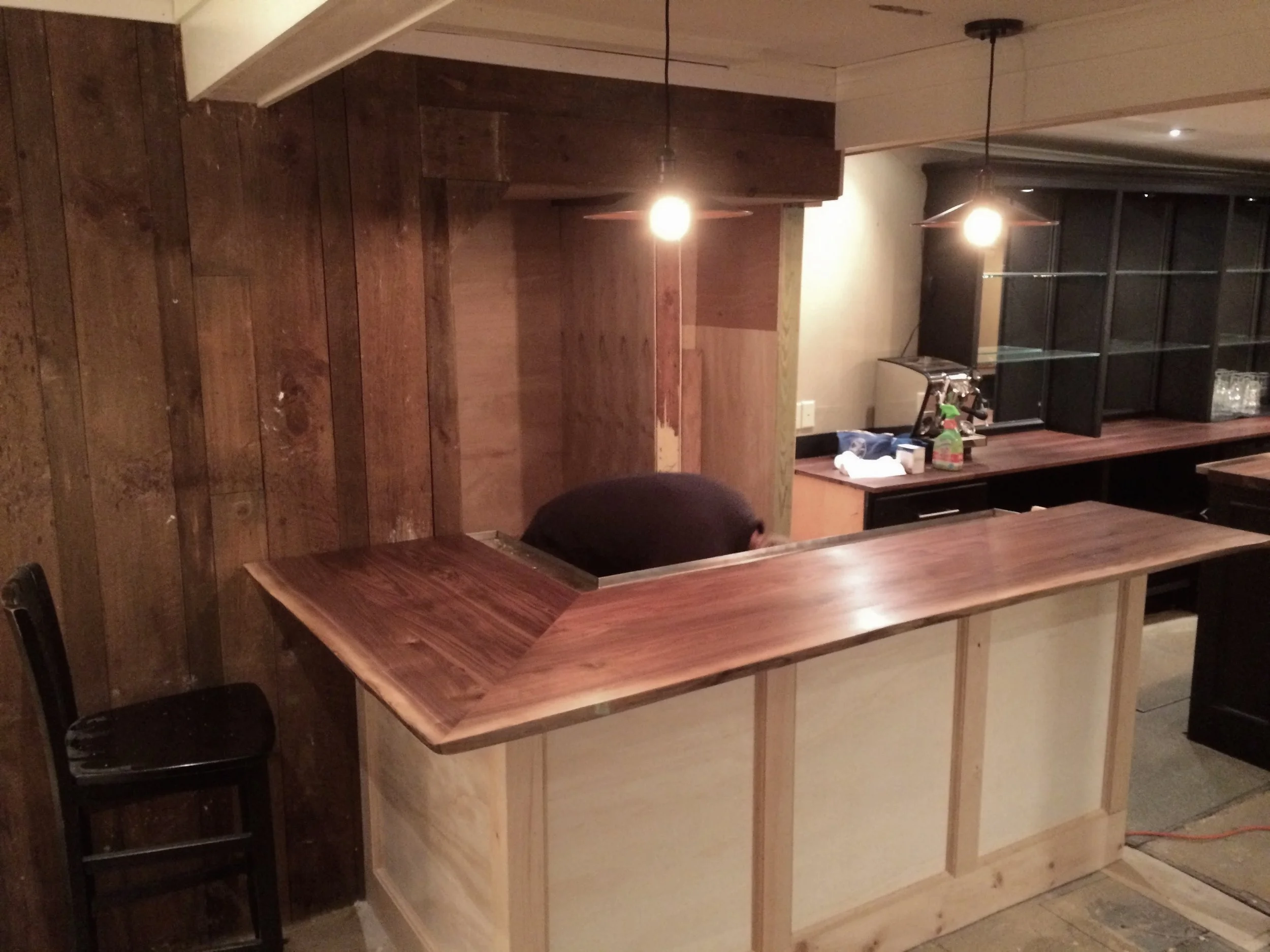 Walnut Bar 