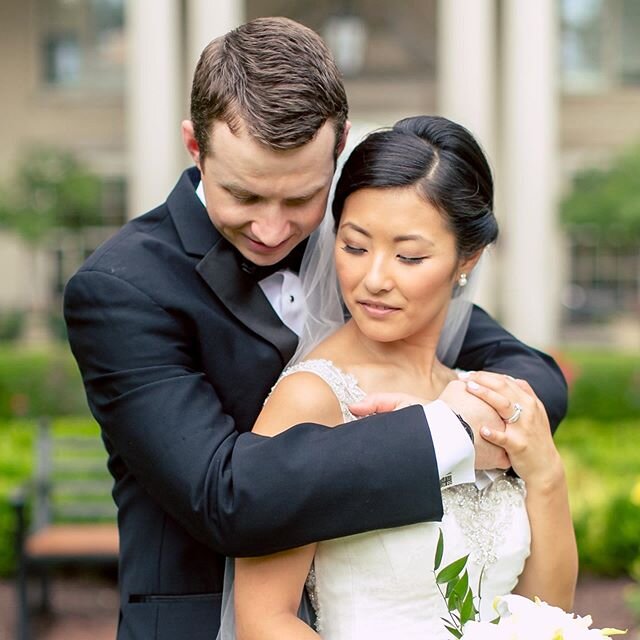 Who doesn&rsquo;t love a fresh faced look? So classic and so beautiful 😍 .
.
Makeup by @lacecosmetics 
Photo by @onesparkphotography .
.
#beauty #makeup #wedding #style #atlanta #makeupartist #pro #midtown