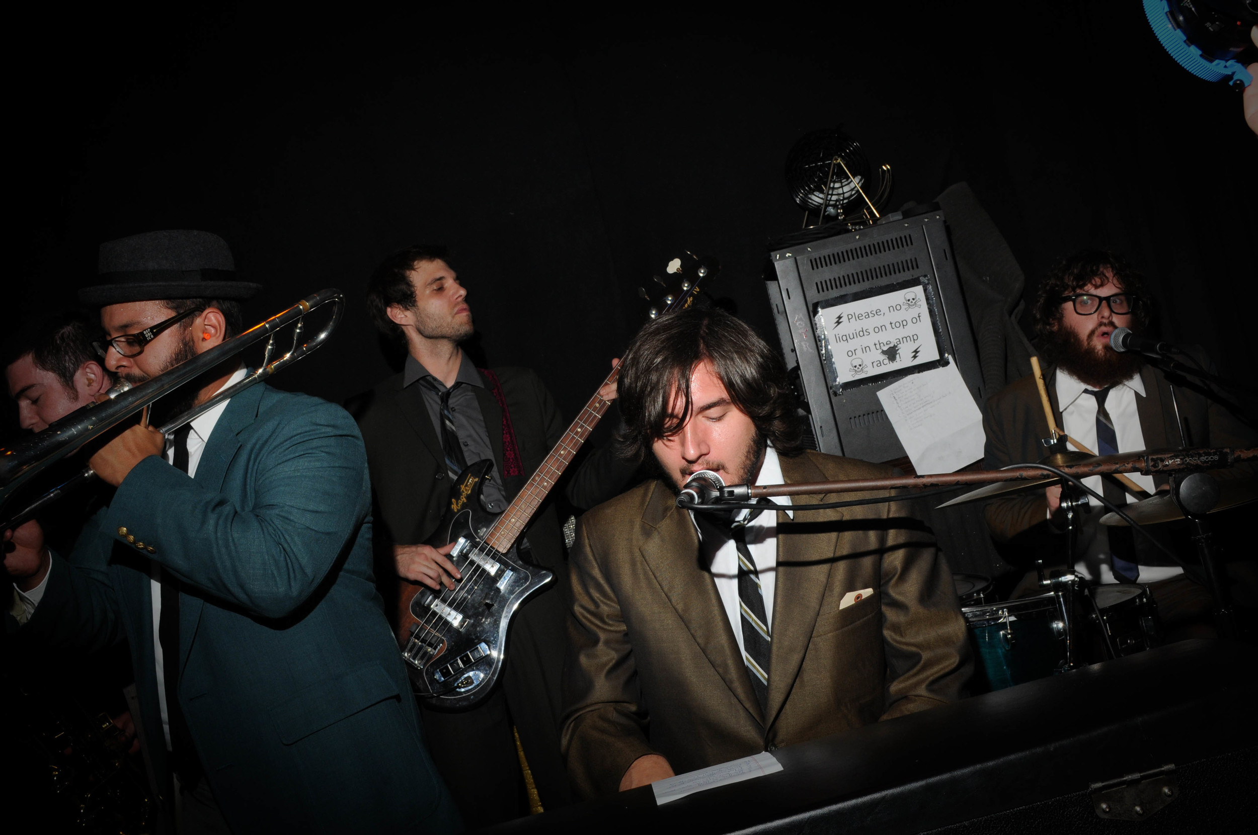 THE GUITARS (35).jpg