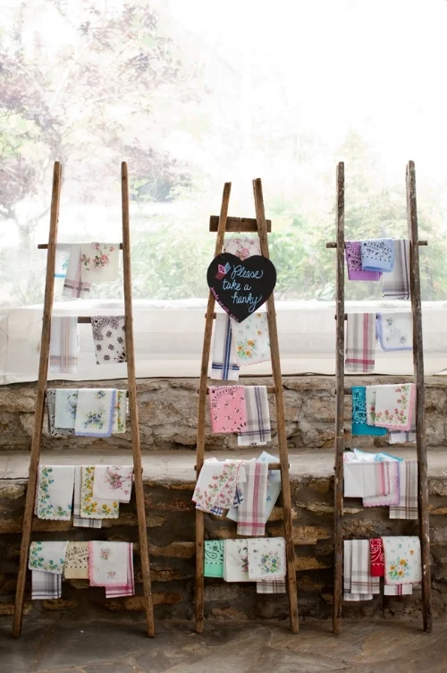 Collecting vintage hankies is not difficult and getting a collection together to display for favors is just beautiful and thoughtful!