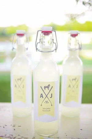 Lemonade is a natural way to add a little pale yellow pop to your reception (or for wedding favors!)