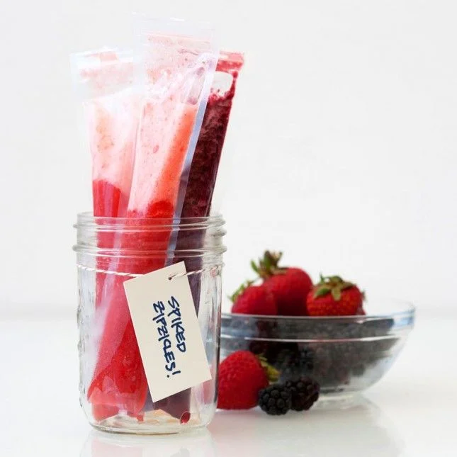 Did you know that they make ziploc bags so you can make your own freezer pops? And in this case, a SPIKED freezer pop?? (you're welcome)